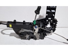 Recambio de cerradura puerta delantera derecha para mercedes-benz vito referencia OEM IAM A4477200235  