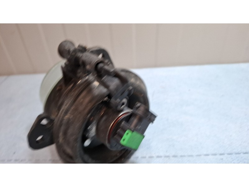 Recambio de faro antiniebla delantero derecho para mercedes-benz vito referencia OEM IAM 1305200041  