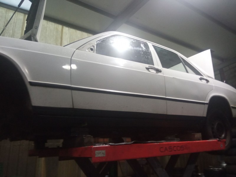 mercedes benz 190 190d 2.5 del año 1988