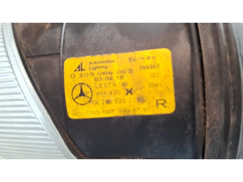 Recambio de faro antiniebla delantero derecho para mercedes-benz vito referencia OEM IAM 1305200041  