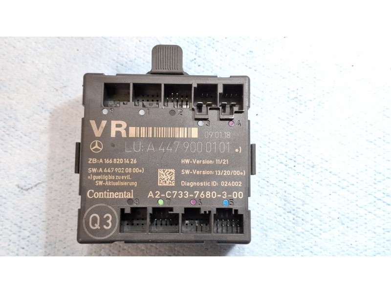 Recambio de centralita faros xenon para mercedes-benz vito referencia OEM IAM A4479000101  