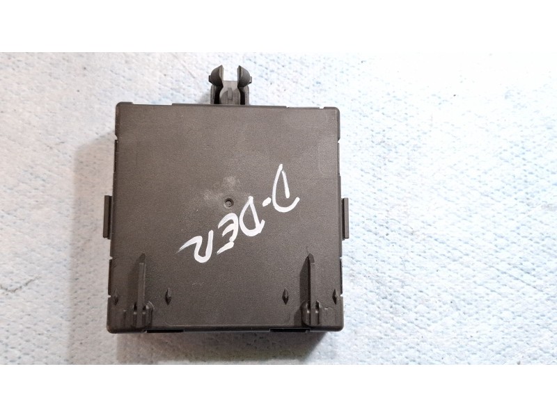 Recambio de centralita faros xenon para mercedes-benz vito referencia OEM IAM A4479000101  