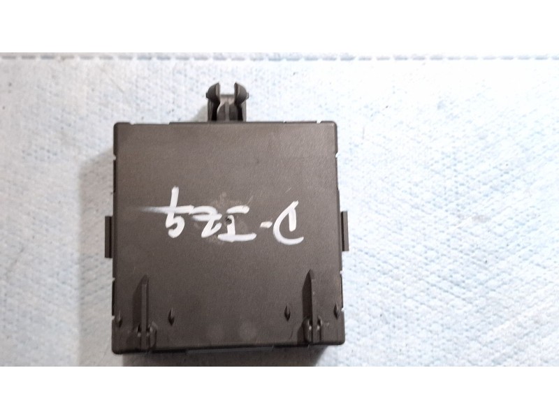 Recambio de centralita faros xenon para mercedes-benz vito referencia OEM IAM A4479000001  