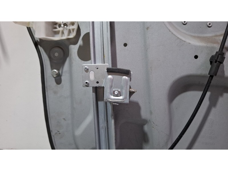 Recambio de elevalunas delantero derecho para volkswagen touran referencia OEM IAM 1T1837730AE / 1k0959792d / 1t0959702a  