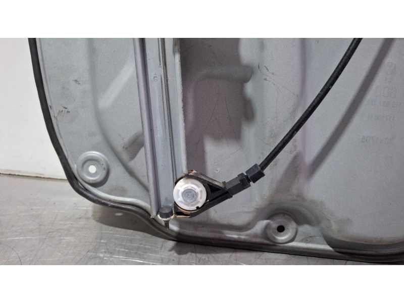 Recambio de elevalunas delantero derecho para volkswagen touran referencia OEM IAM 1T1837730AE / 1k0959792d / 1t0959702a  