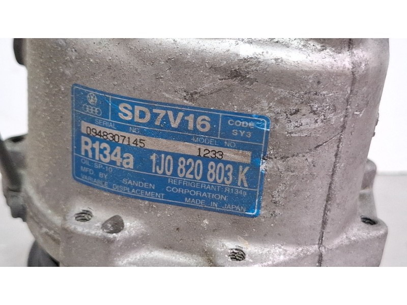 Recambio de compresor aire acondicionado para audi a3 referencia OEM IAM 1J0820803K  