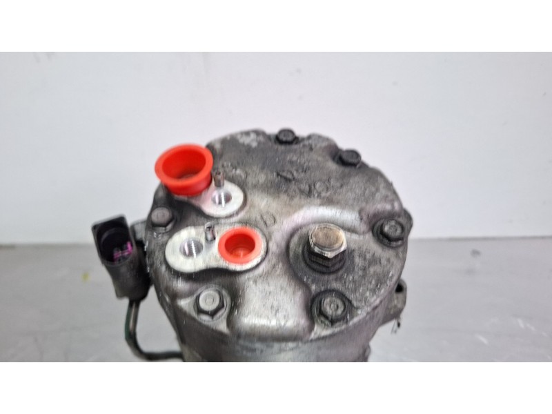 Recambio de compresor aire acondicionado para audi a3 referencia OEM IAM 1J0820803K  
