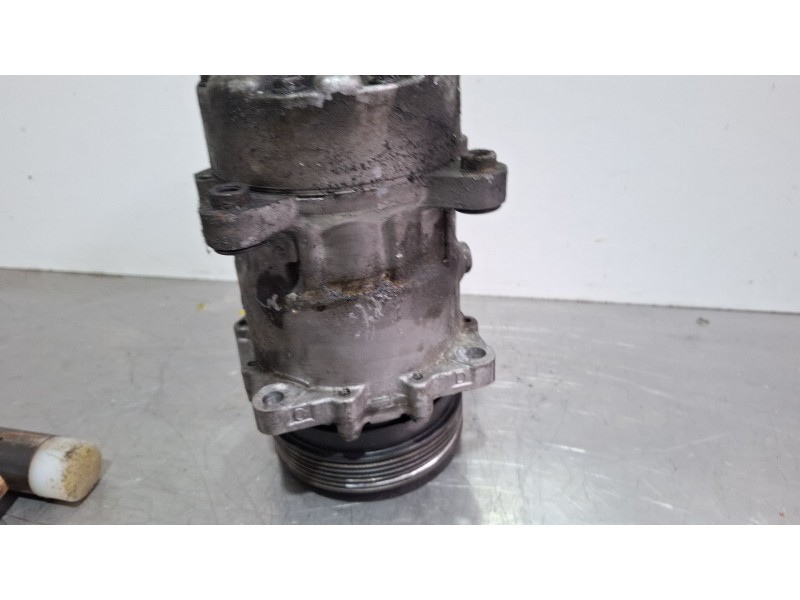 Recambio de compresor aire acondicionado para audi a3 referencia OEM IAM 1J0820803K  