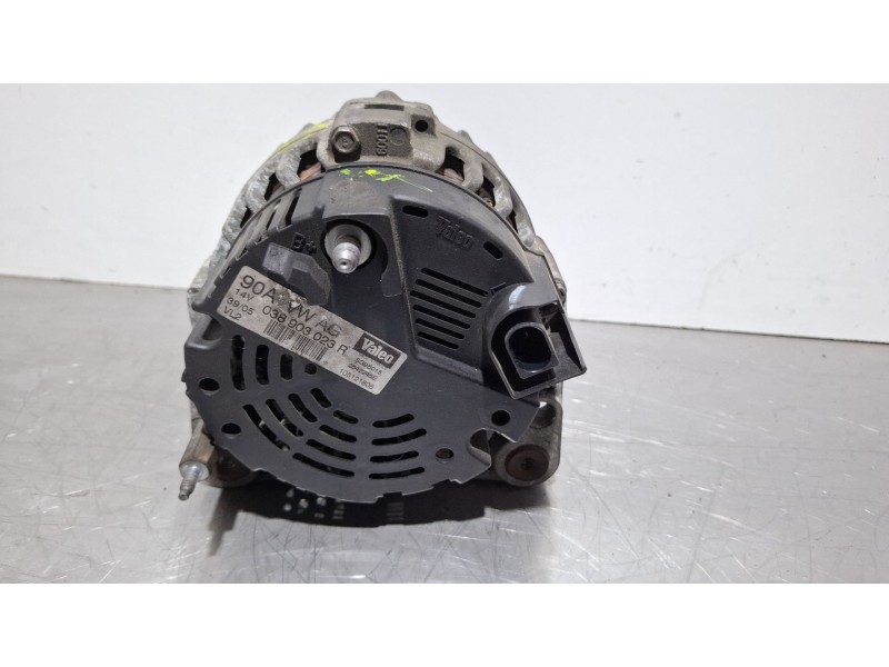 Recambio de alternador para audi a3 referencia OEM IAM 038903023R  