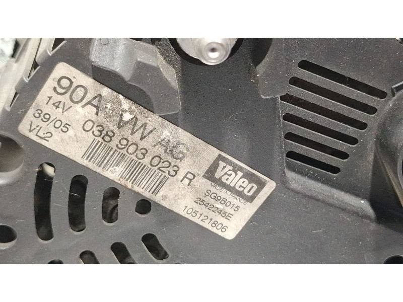 Recambio de alternador para audi a3 referencia OEM IAM 038903023R  