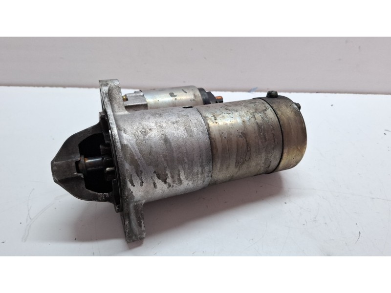 Recambio de motor arranque para opel vectra referencia OEM IAM M001T30071 FGP 55353857  