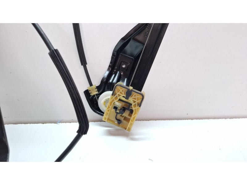 Recambio de elevalunas delantero izquierdo para opel zafira referencia OEM IAM 915367104  