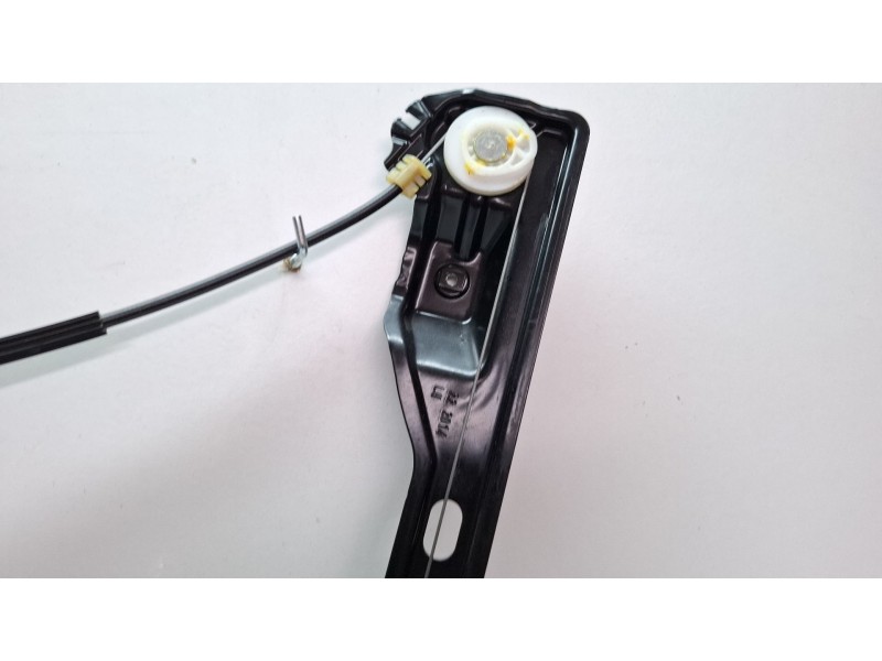 Recambio de elevalunas delantero izquierdo para opel zafira referencia OEM IAM 915367104  