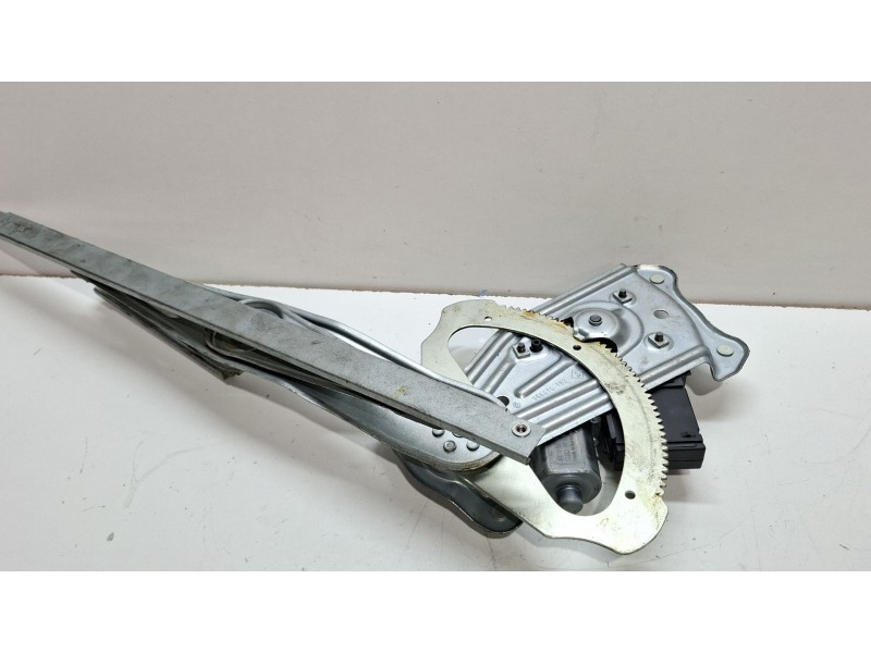 Recambio de elevalunas delantero derecho para renault megane scenic 1.5 d 110cv jz/jz09/jz0903 referencia OEM IAM 807302741R  
