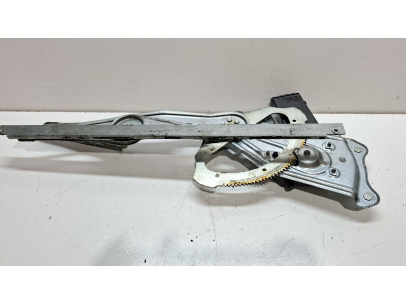 Recambio de elevalunas delantero izquierdo para renault megane scenic 1.5 d 110cv jz/jz09/jz0903 referencia OEM IAM 966315200 96