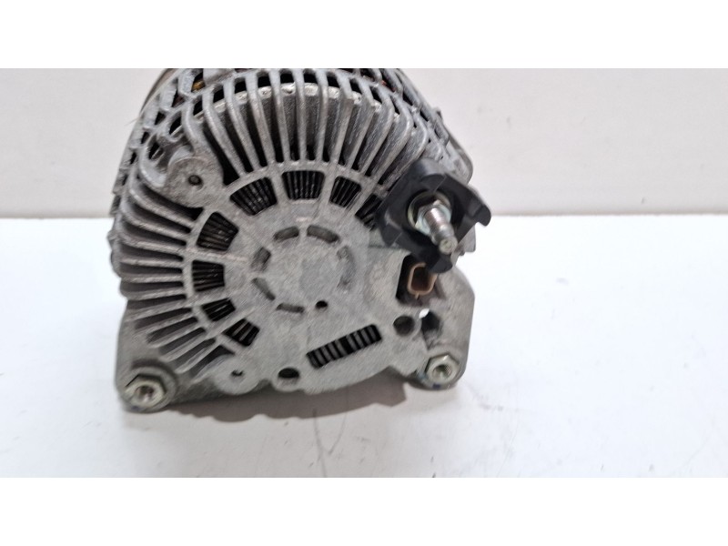 Recambio de alternador para renault megane scenic 1.5 d 110cv jz/jz09/jz0903 referencia OEM IAM 8200960533a  