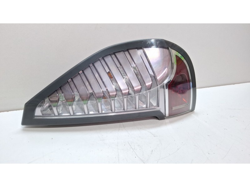 Recambio de piloto carrocería trasero derecho para renault megane scenic 1.5 d 110cv jz/jz09/jz0903 referencia OEM IAM 265503764