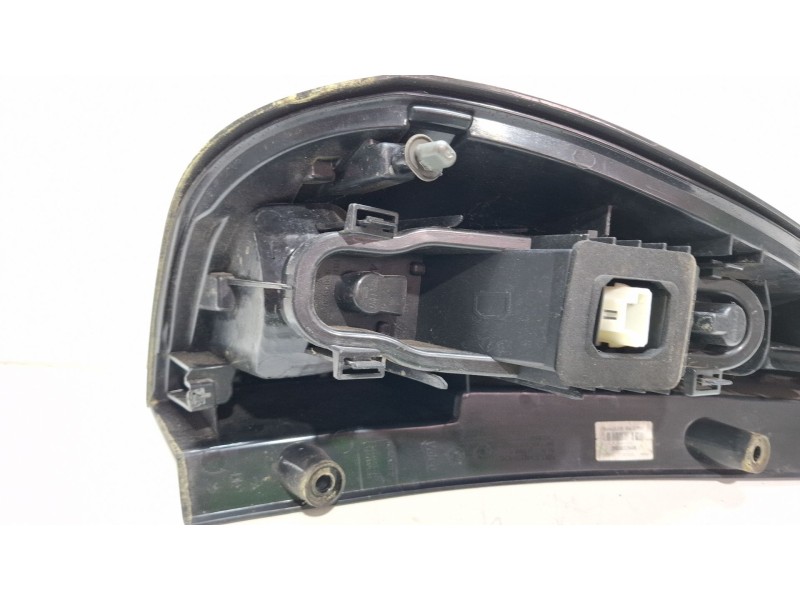 Recambio de piloto carrocería trasero derecho para renault megane scenic 1.5 d 110cv jz/jz09/jz0903 referencia OEM IAM 265503764