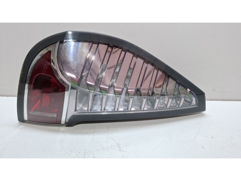 Recambio de piloto carrocería trasero izquierdo para renault megane scenic 1.5 d 110cv jz/jz09/jz0903 referencia OEM IAM a056008