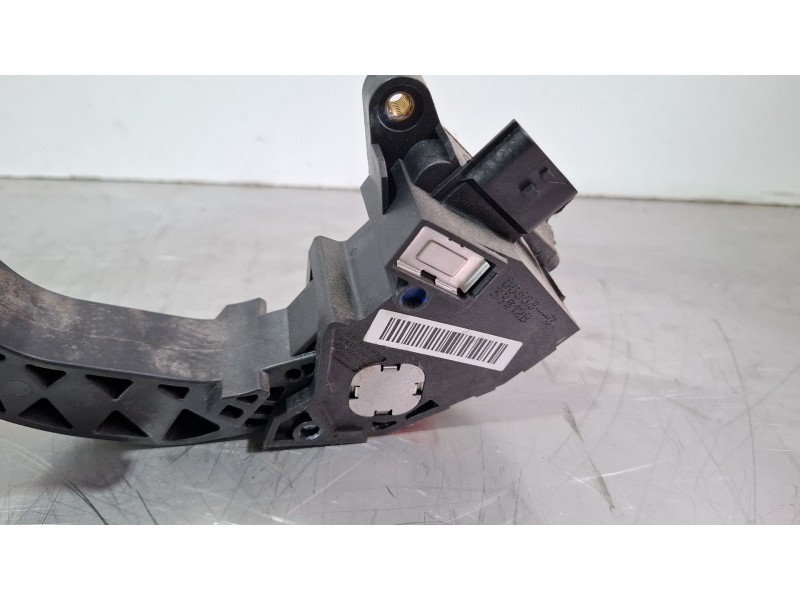 Recambio de pedal acelerador para renault megane scenic 1.5 d 110cv jz/jz09/jz0903 referencia OEM IAM 180020024r  