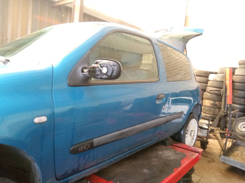 renault clio del año 2003