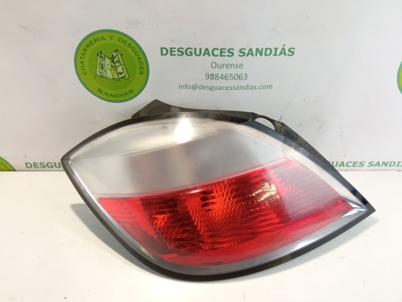 Recambio de piloto trasero izquierdo para opel astra referencia OEM IAM   