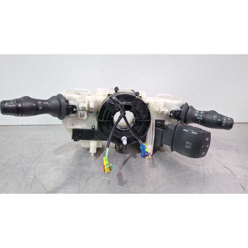 Recambio de mando multifuncion para renault megane scenic 1.5 d 110cv jz/jz09/jz0903 referencia OEM IAM 2556700I9R  