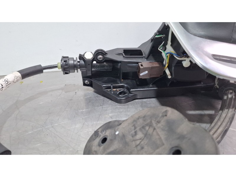 Recambio de palanca cambio para renault megane scenic 1.5 d 110cv jz/jz09/jz0903 referencia OEM IAM 8200961663A  