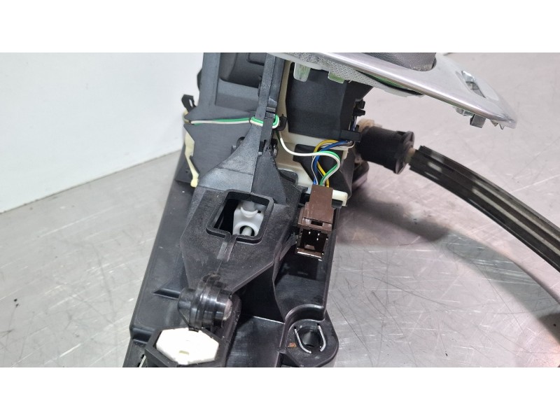 Recambio de palanca cambio para renault megane scenic 1.5 d 110cv jz/jz09/jz0903 referencia OEM IAM 8200961663A  