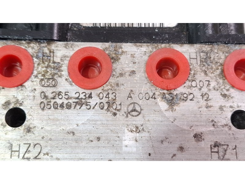 Recambio de modulo abs para mercedes-benz 180 referencia OEM IAM 0265950322 / 0265234043  