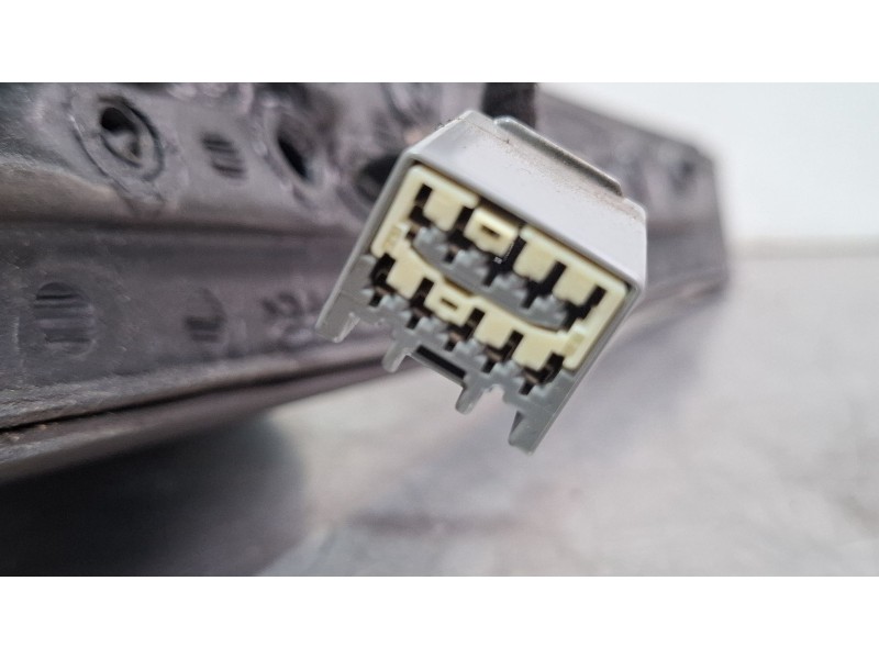 Recambio de espejo retrovisor izquierdo electrico para ford focus c-max referencia OEM IAM 015847E11  