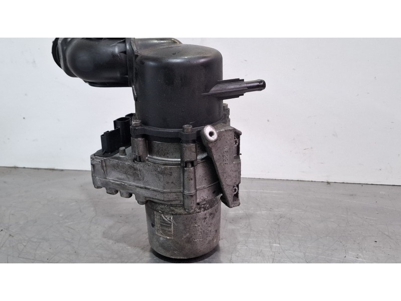 Recambio de bomba direccion asistida para peugeot 508 active hdi referencia OEM IAM 9675277380  