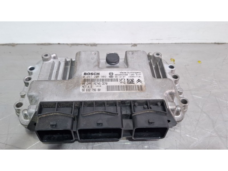 Recambio de centralita motor para citroën c3 referencia OEM IAM 0261208902  