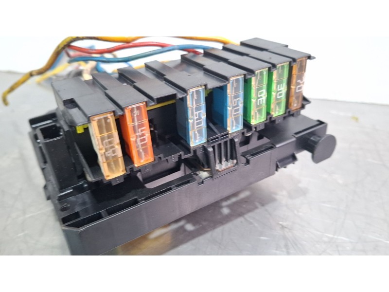 Recambio de centralita bsm para citroën c3 referencia OEM IAM 9661707880  