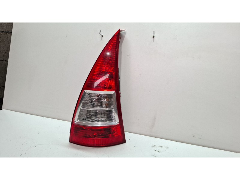 Recambio de piloto trasero derecho para citroën c3 referencia OEM IAM   