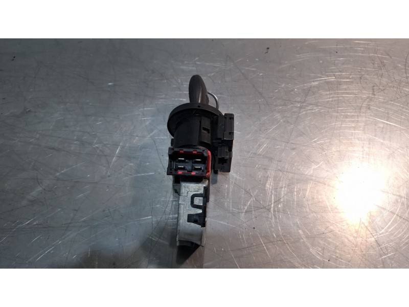 Recambio de antirrobo para dacia dokker referencia OEM IAM 285916556R  