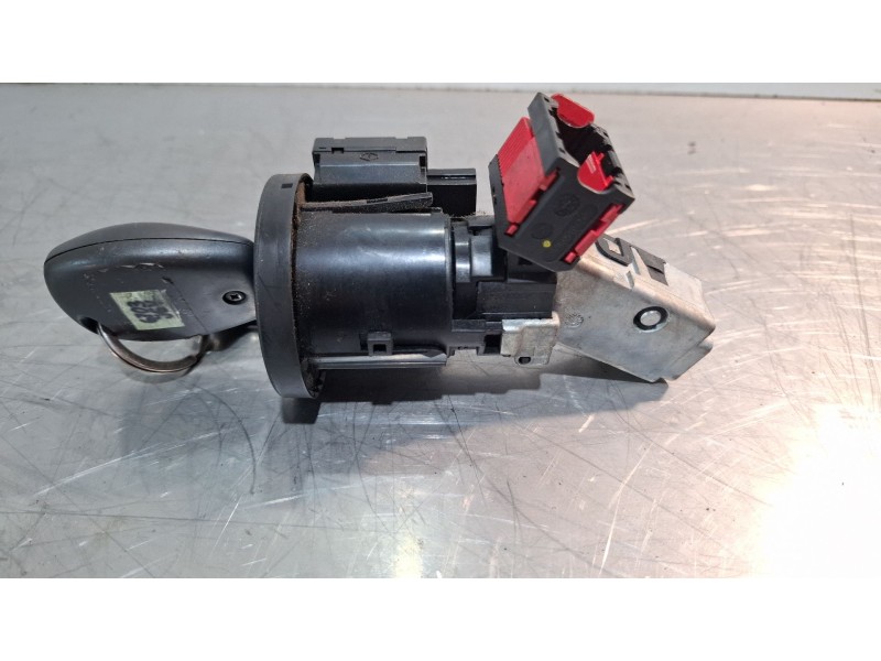 Recambio de antirrobo para dacia dokker referencia OEM IAM 285916556R  