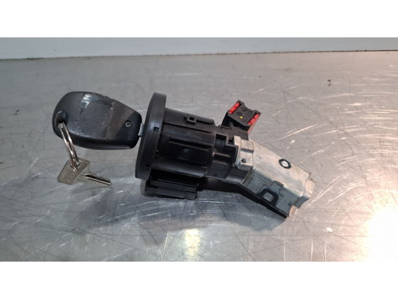 Recambio de antirrobo para dacia dokker referencia OEM IAM 285916556R  