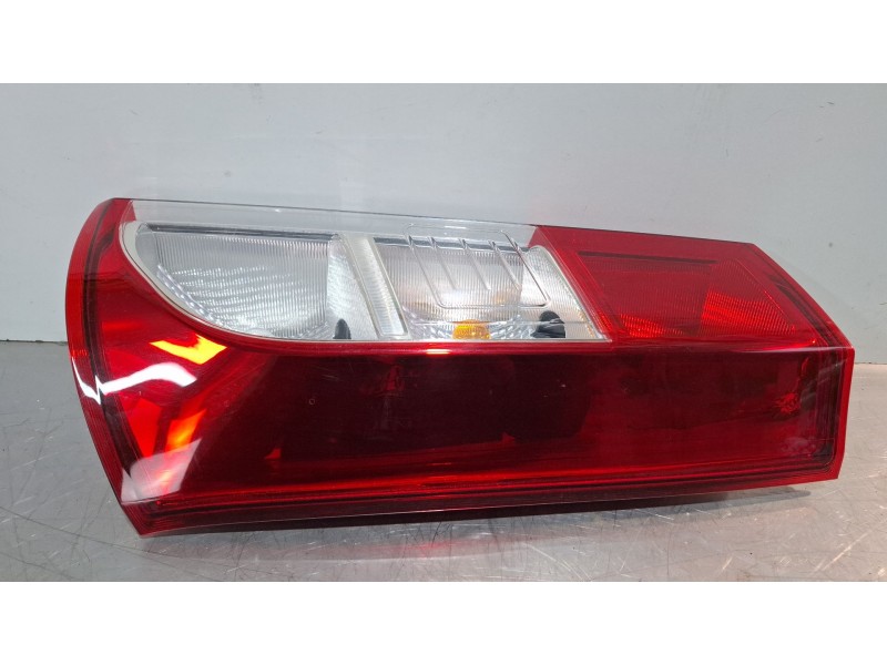 Recambio de piloto trasero derecho para dacia dokker referencia OEM IAM 265509604R  