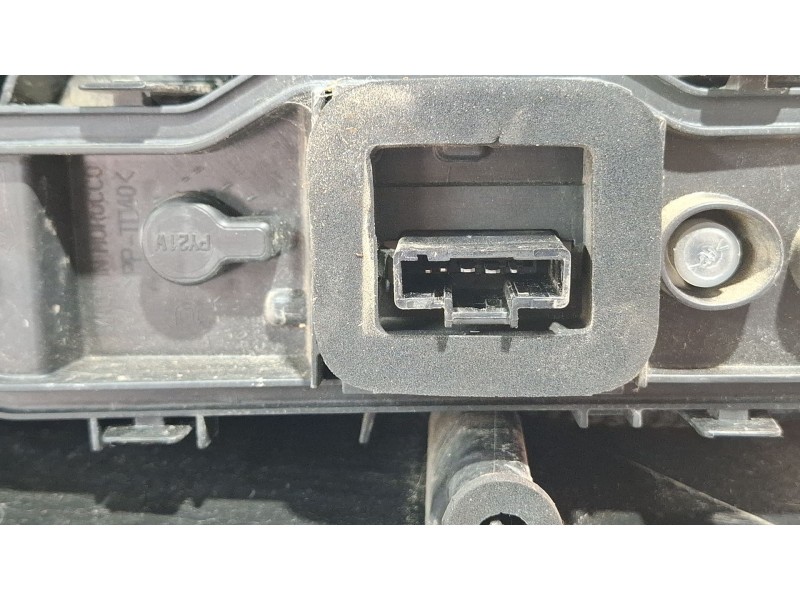 Recambio de piloto trasero derecho para dacia dokker referencia OEM IAM 265509604R  