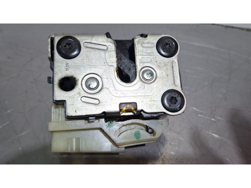 Recambio de cerradura puerta delantera izquierda para dacia dokker referencia OEM IAM   