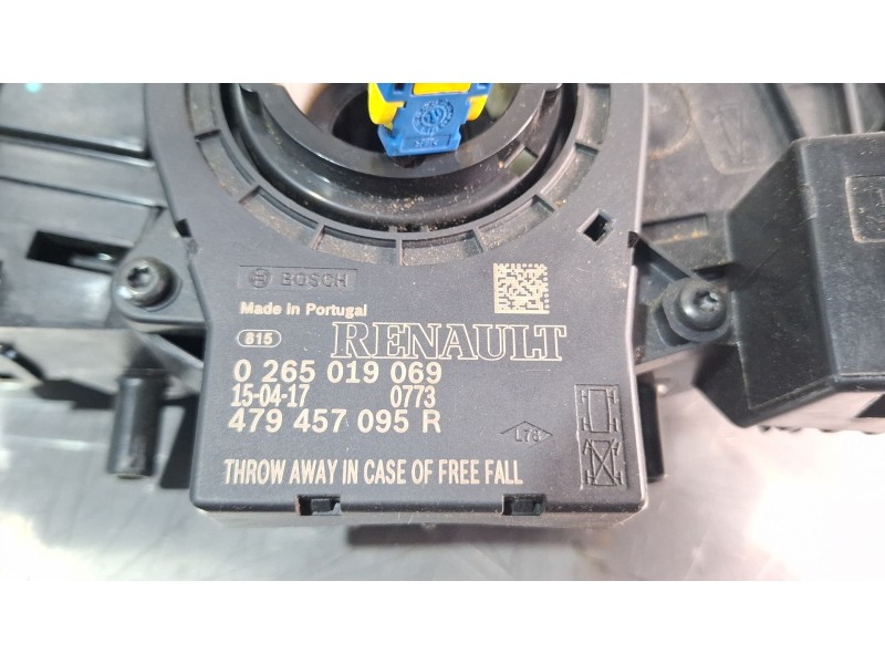 Recambio de mando multifuncion para dacia dokker referencia OEM IAM 681727472RD 479457095R E10670223  