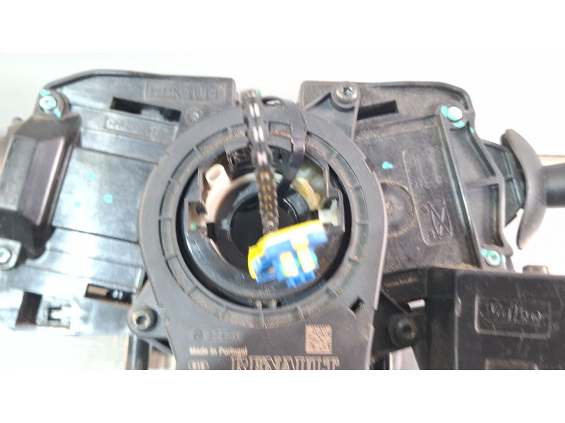 Recambio de mando multifuncion para dacia dokker referencia OEM IAM 681727472RD 479457095R E10670223  