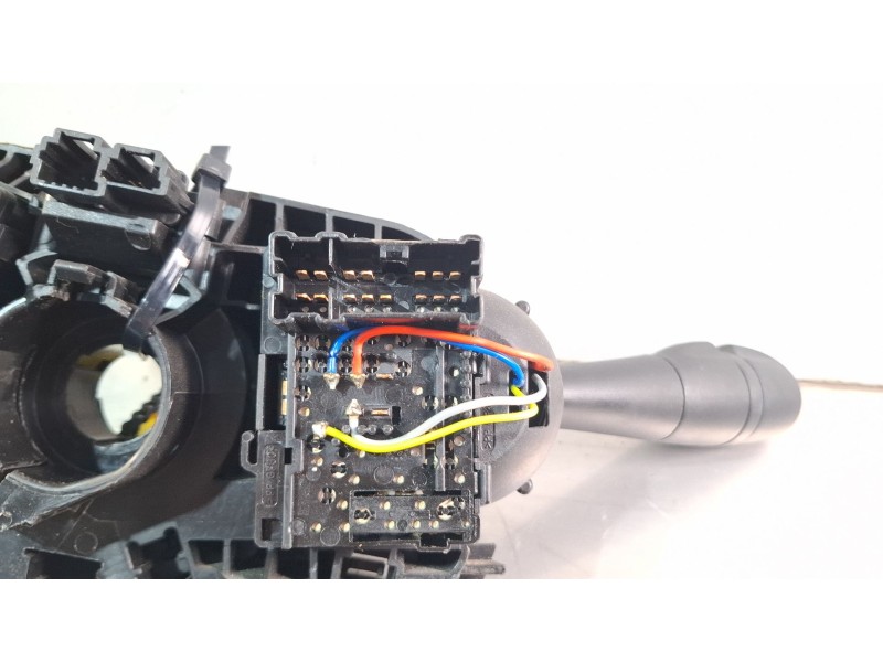 Recambio de mando multifuncion para dacia dokker referencia OEM IAM 681727472RD 479457095R E10670223  