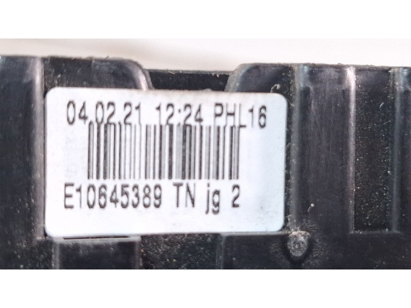 Recambio de mando multifuncion para dacia dokker referencia OEM IAM 681727472RD 479457095R E10670223  