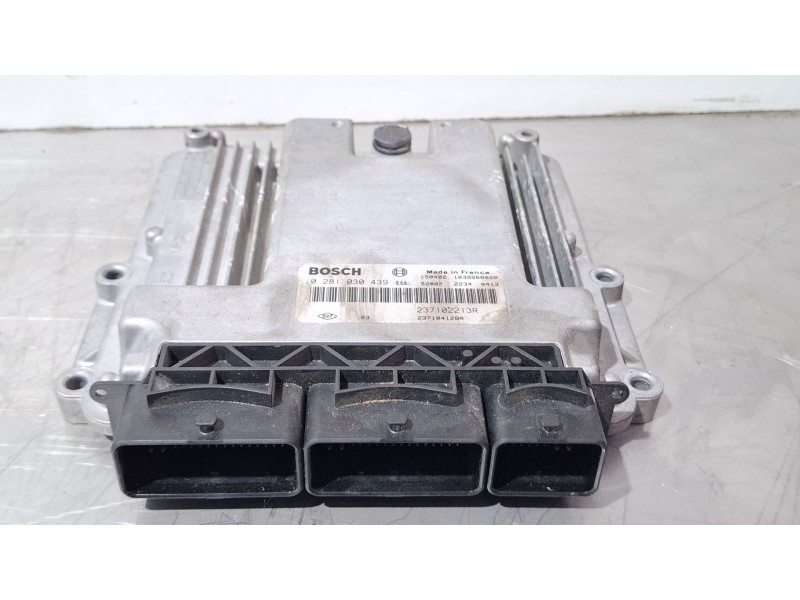 Recambio de centralita motor para dacia dokker referencia OEM IAM 237102213R 0281030439  