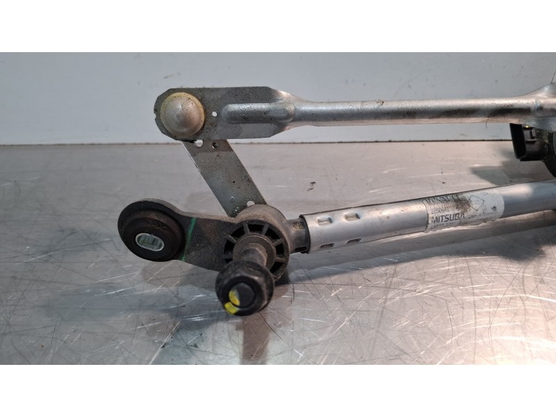 Recambio de motor limpiaparabrisas delantero para dacia dokker referencia OEM IAM A5777370  