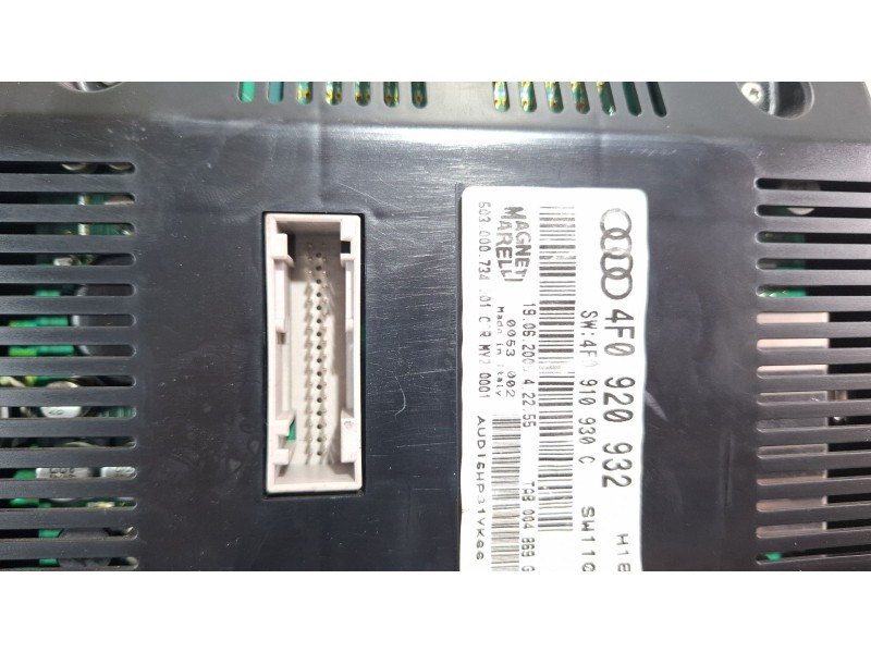 Recambio de cuenta kilometros para audi a 6 referencia OEM IAM 4f0920932 4F0910930C  