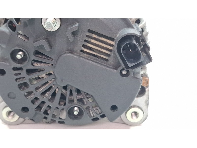 Recambio de alternador para audi a 6 referencia OEM IAM 114408  
