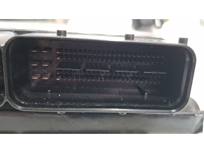 Recambio de centralita motor para audi a 6 referencia OEM IAM 4F0907401C 0281013833  